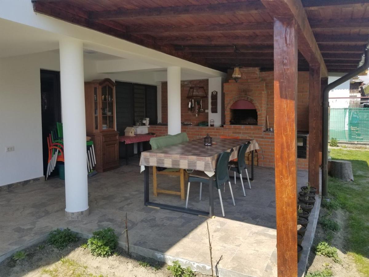Autentic Adorabil Apartment Albestii Paminteni 외부 사진